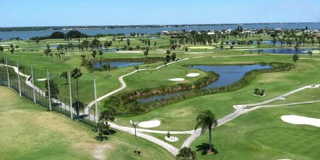 Public Cocoa Beach Golf Course on the water